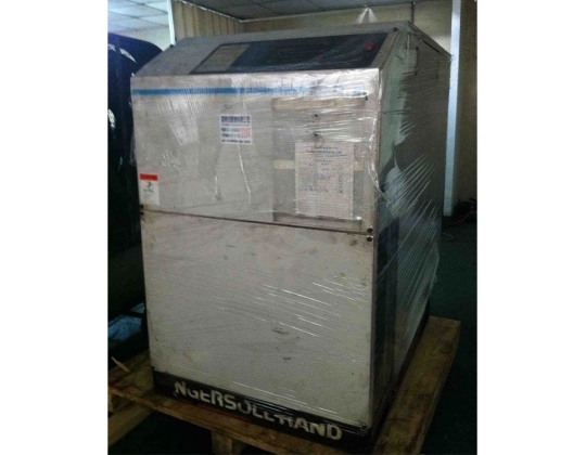 中古15HP英格索蘭螺旋式空壓機<-已售出
